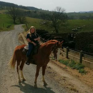 Meet your Posher, Carrie